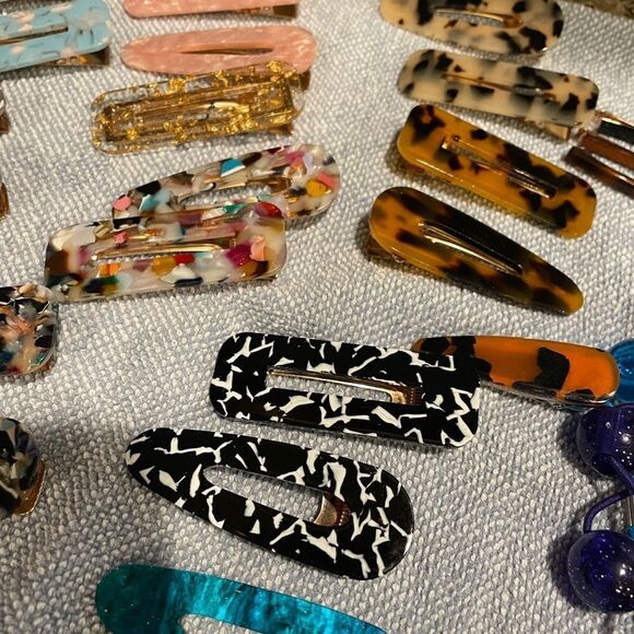 Colorful Beautiful Women’s Hair Barrettes - Picture 10 of 14